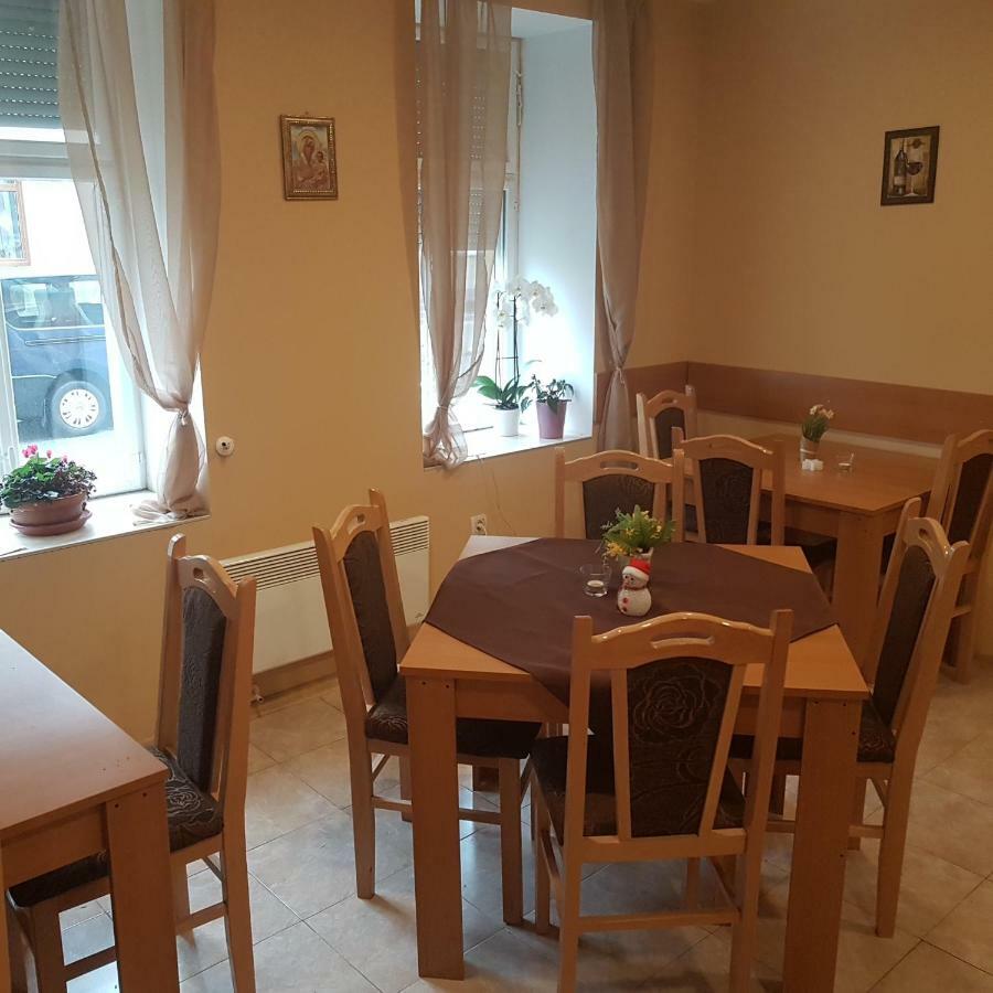 Pension STELLA Lutherstadt Eisleben Bagian luar foto