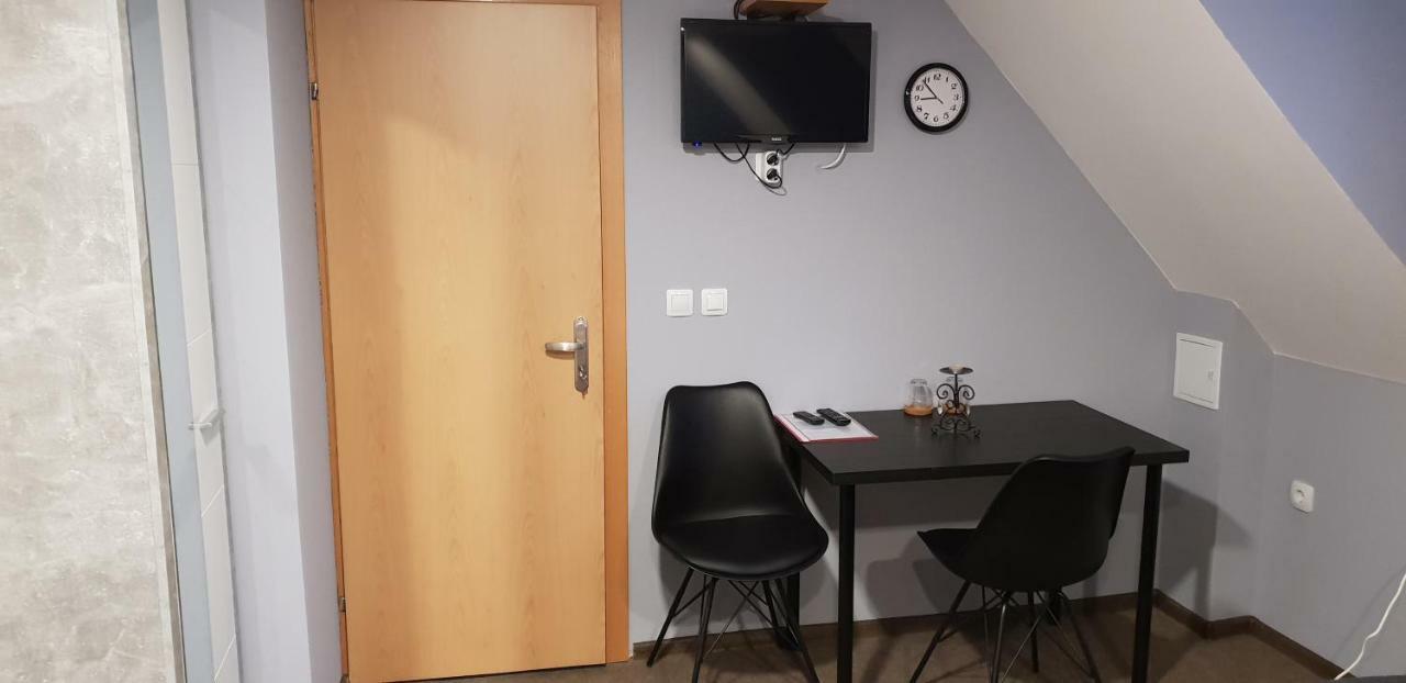 Pension STELLA Lutherstadt Eisleben Bagian luar foto