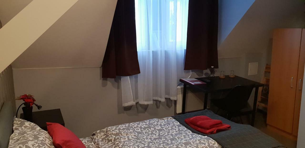 Pension STELLA Lutherstadt Eisleben Bagian luar foto