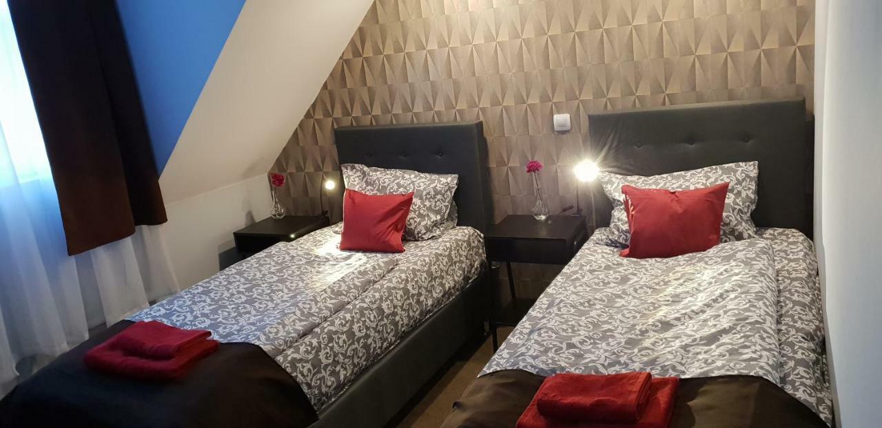 Pension STELLA Lutherstadt Eisleben Bagian luar foto